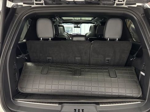 Used 2023 Lincoln Navigator Reserve AWD/4WD image 25