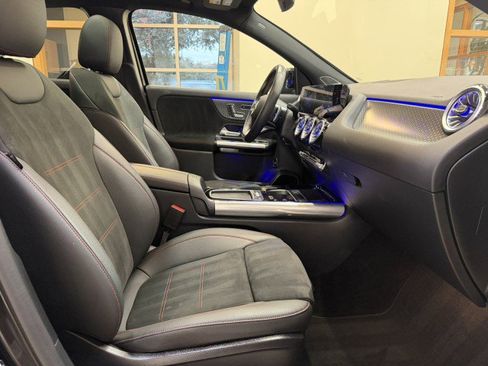 Certified 2024 Mercedes-Benz GLA 250 250 image 19