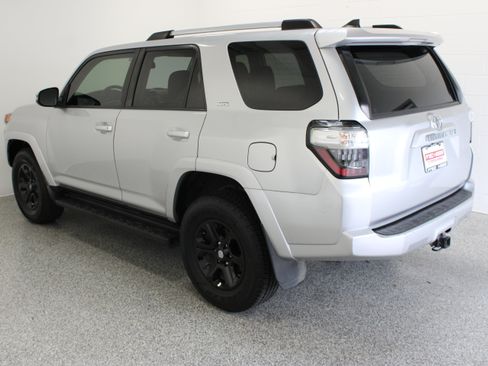 Used 2021 Toyota 4Runner SR5 Premium AWD/4WD image 9