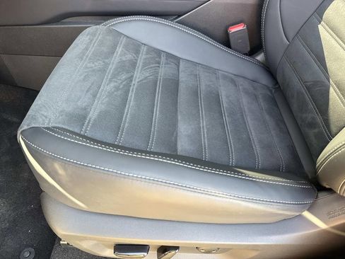 New 2026 Mitsubishi Outlander SE image 24