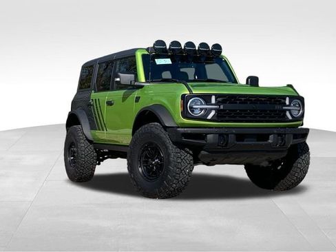 New 2025 Ford Bronco Badlands AWD/4WD image 2