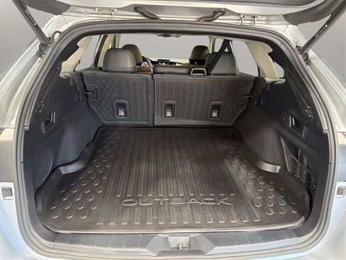 Used 2021 Subaru Outback Limited XT image 37