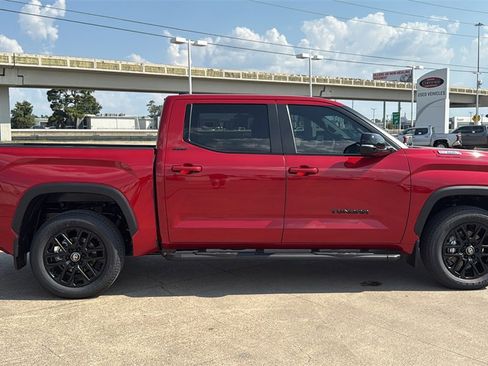 New 2026 Toyota Tundra Limited image 9