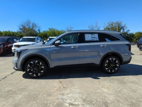 New 2026 Kia Sorento SX image 5