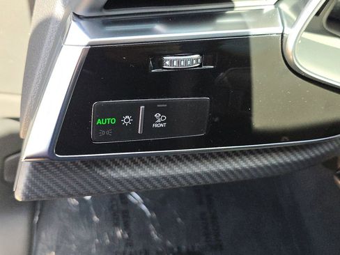 New 2026 Audi Q7 3.0T Prestige image 30