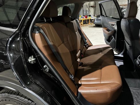 Used 2020 Subaru Outback Touring w/ Popular Package #2 image 23