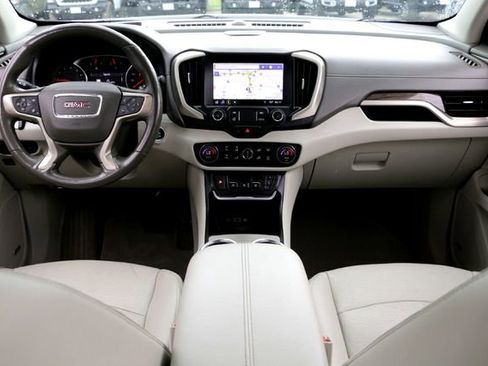 Used 2020 GMC Terrain Denali w/ Denali Premium Package FWD image 26