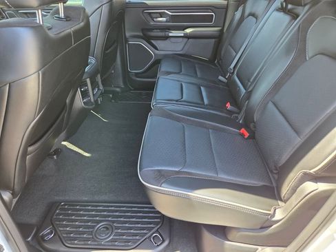 Used 2023 RAM 1500 Laramie AWD/4WD image 14