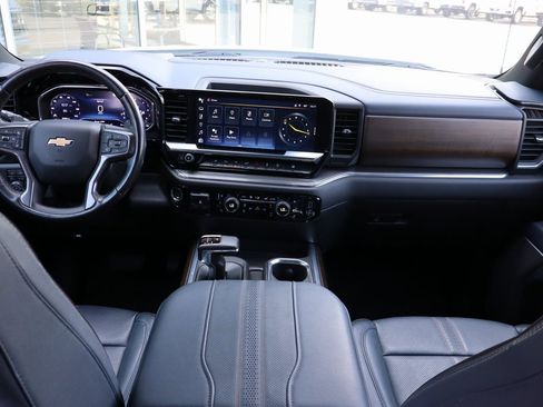 Used 2023 Chevrolet Silverado 1500 High Country w/ Z71 Off-Road Package image 20