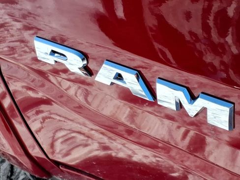 New 2026 RAM 1500 Laramie AWD/4WD image 31