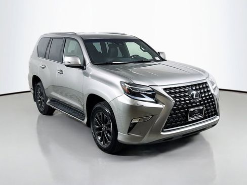 Certified 2020 Lexus GX 460 Premium w/ Premium Package image 3