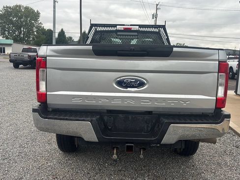 Used 2019 Ford F250 XL w/ XL Value Package AWD/4WD image 4