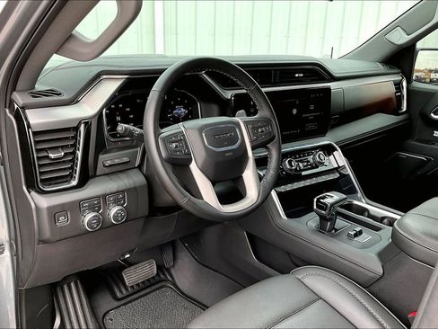 Used 2025 GMC Sierra 1500 Denali w/ Denali Reserve Package image 16
