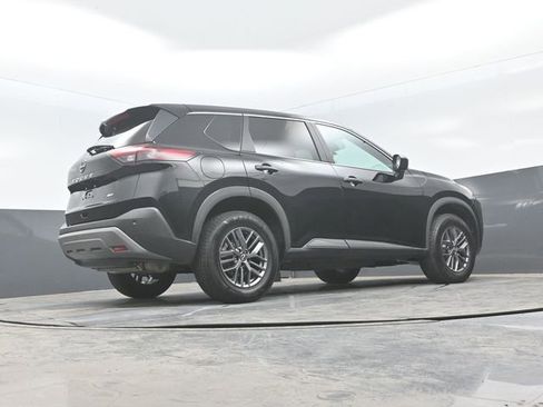 Used 2023 Nissan Rogue S AWD/4WD image 21