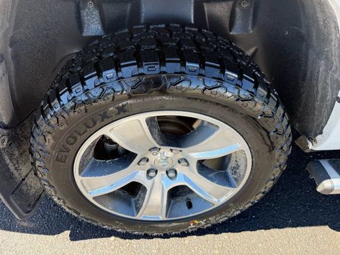 Used 2020 RAM 1500 Sport w/ Leather & Sound Group AWD/4WD image 13