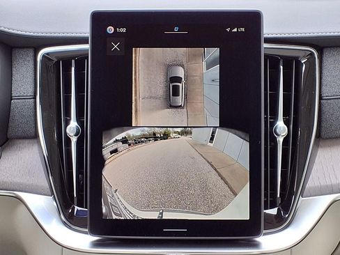 New 2026 Volvo XC90 T8 Ultra w/ Lounge Package AWD/4WD image 18