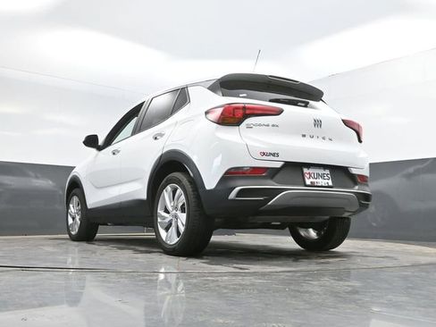 Used 2025 Buick Encore GX Preferred AWD/4WD image 45