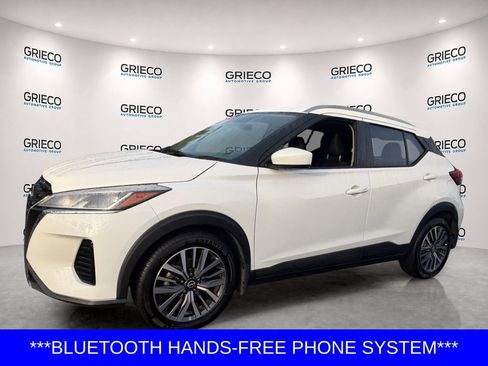 Used 2022 Nissan Kicks SV FWD image 3