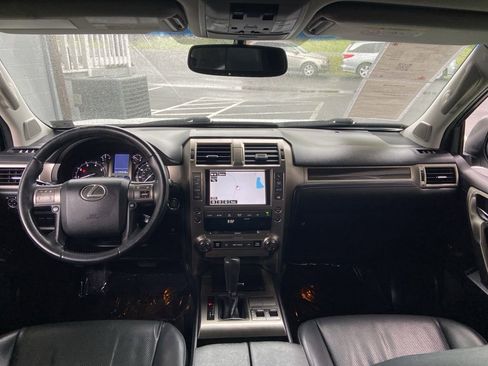 Used 2014 Lexus GX 460 AWD/4WD image 17