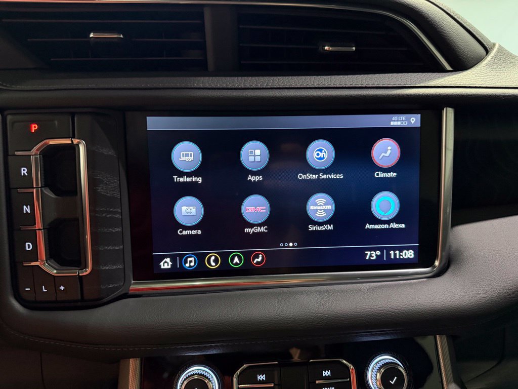 Used 2021 GMC Yukon Denali w/ Denali Premium Package AWD/4WD image 16