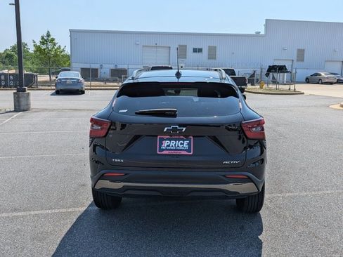 Used 2024 Chevrolet Trax ACTIV w/ Driver Confidence Package image 6
