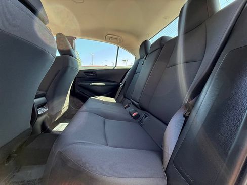 Used 2025 Toyota Corolla LE FWD image 34