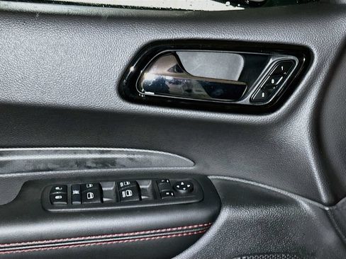 Used 2025 Dodge Durango GT AWD/4WD image 12