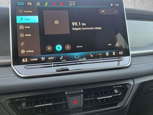 New 2026 Volkswagen Tiguan SE R-Line image 9