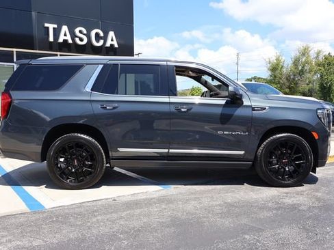 Used 2022 GMC Yukon Denali RWD image 9