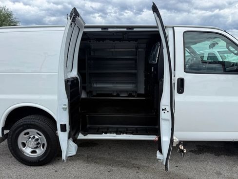 Used 2021 Chevrolet Express 2500 w/ Driver Convenience Package RWD image 23