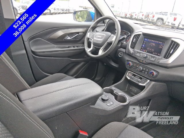Used 2024 GMC Terrain SLE w/ Driver Convenience Package AWD/4WD image 14
