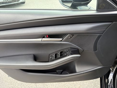 Used 2025 MAZDA MAZDA3 s Sport FWD image 19