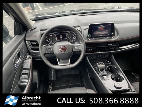 Used 2025 Nissan Rogue SV w/ Rock Creek Premium Package image 25