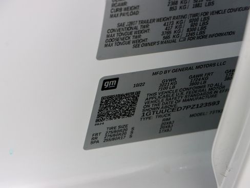 Used 2023 GMC Sierra 1500 Elevation image 34