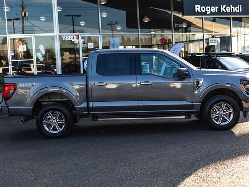 Used 2024 Ford F150 XLT w/ Tow/Haul Package image 7
