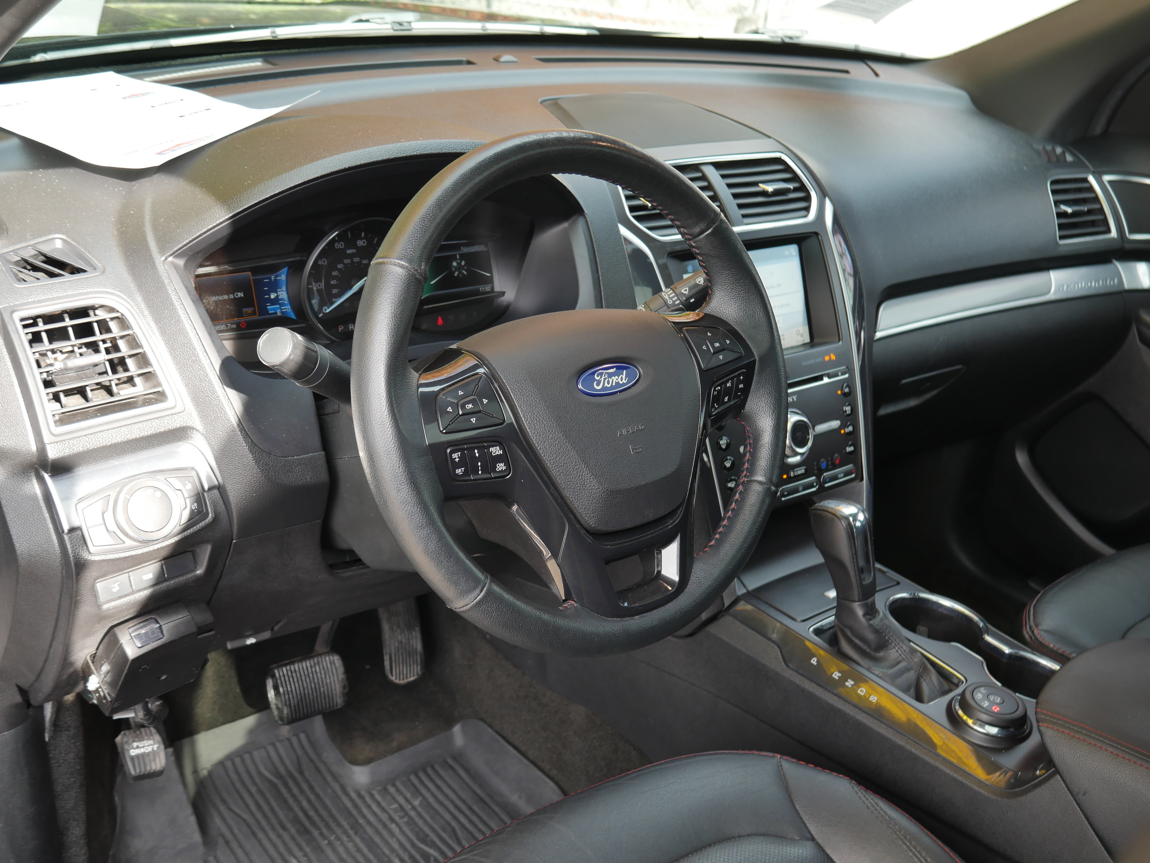 Used 2018 Ford Explorer Sport AWD/4WD image 4