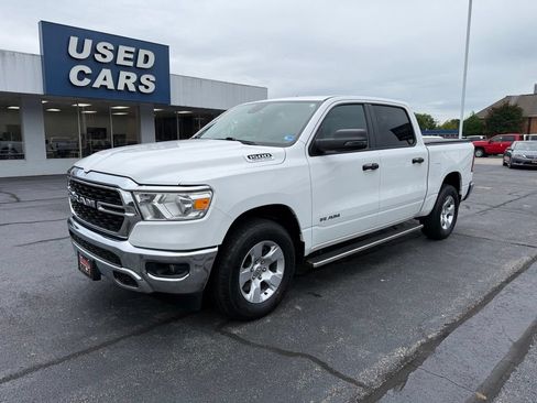 Used 2023 RAM 1500 Big Horn AWD/4WD image 3