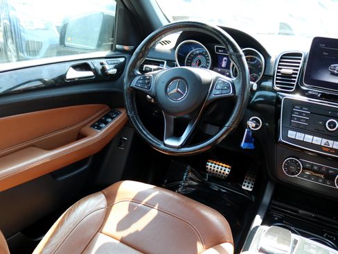 Used 2018 Mercedes-Benz GLE 43 AMG 4MATIC image 23