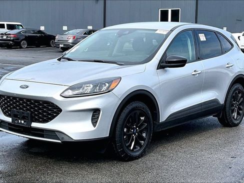 Used 2020 Ford Escape SE Sport AWD/4WD image 2