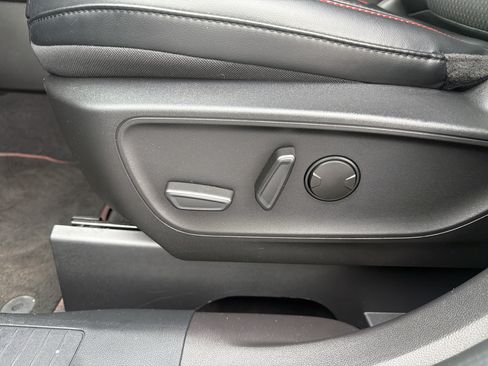 Used 2023 Ford Escape ST-Line w/ Tech Pack #1 AWD/4WD image 21