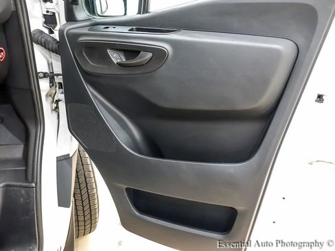 Used 2025 Mercedes-Benz Sprinter 2500 image 18