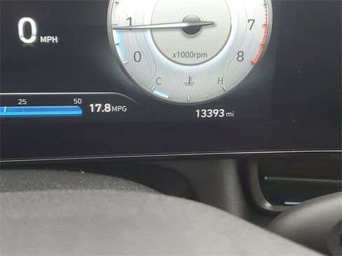 Certified 2025 Hyundai Elantra N image 28