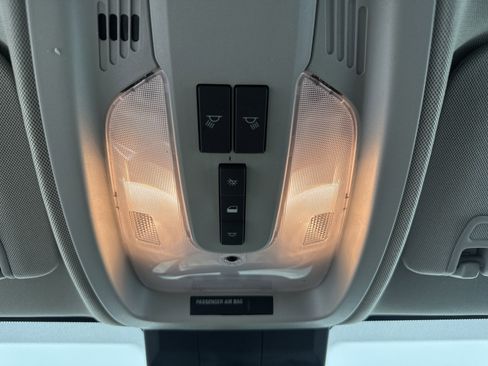 Used 2015 Chevrolet Equinox LT w/ Driver Convenience Package image 29