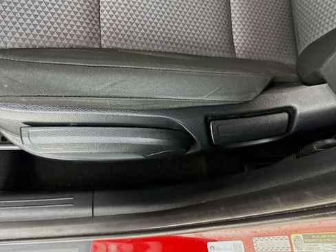 Used 2022 Kia Soul LX image 22