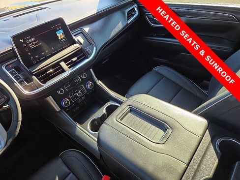 Used 2023 GMC Yukon SLT w/ SLT Luxury Package image 14