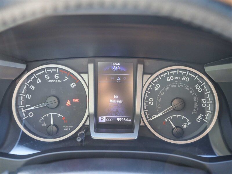 Used 2021 Toyota Tacoma SR5 RWD image 29