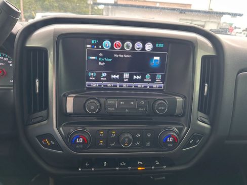 Used 2018 Chevrolet Silverado 1500 LT w/ All Star Edition AWD/4WD image 19