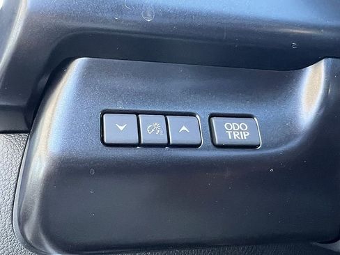 New 2025 Lexus UX 300h FWD image 18