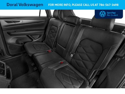 Certified 2024 Volkswagen Atlas Cross Sport SE FWD image 9