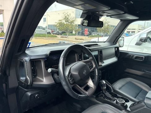 Used 2022 Ford Bronco Outer Banks AWD/4WD image 10